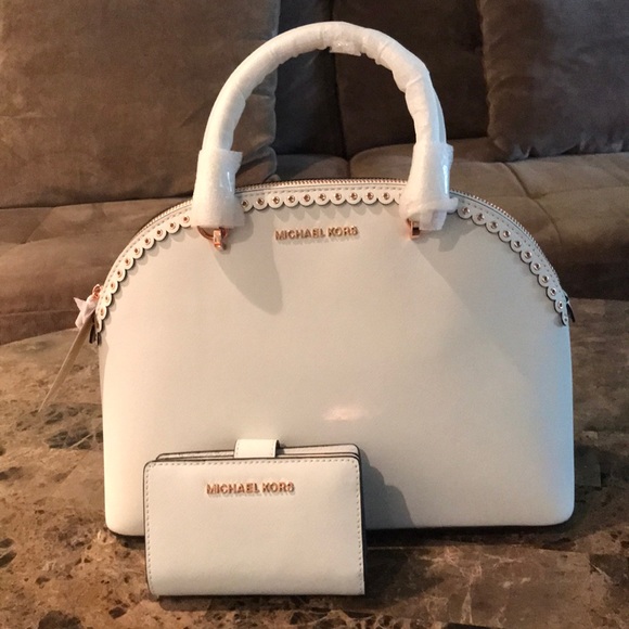 Michael Kors Handbags - NWT Michael Kors Emmy Large Dome Satchel